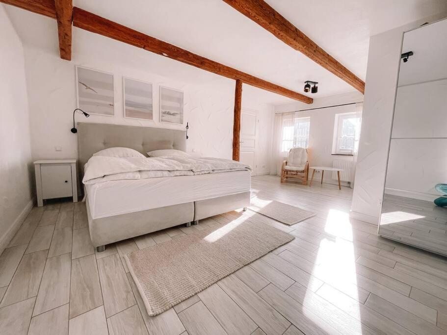 Idyllisches Grosses Ferienhaus Фемарн Экстерьер фото
